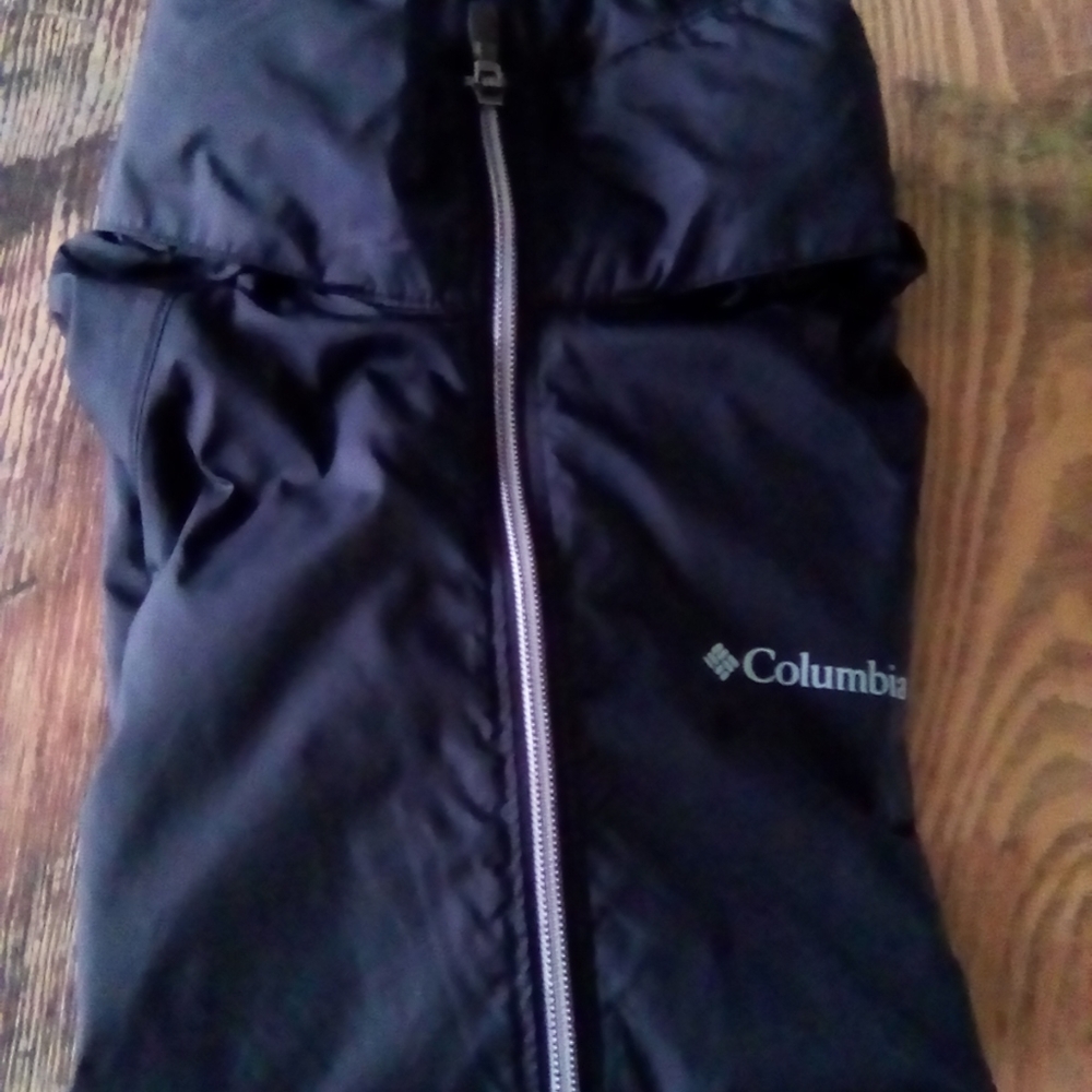 Columbia rain jacket